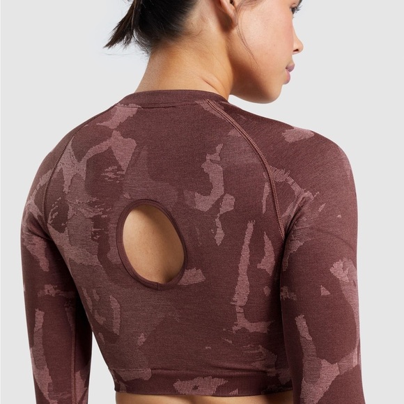 Gymshark Brown Patterned Long Sleeve Crop Top - Picture 2 of 6